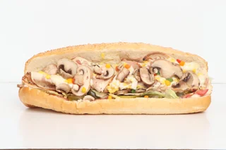 ساندویچ ژامبون قارچ و مرغ 70%